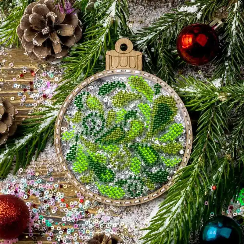 Latest Set for embroidery with beads on a plastic base FLPL-062
