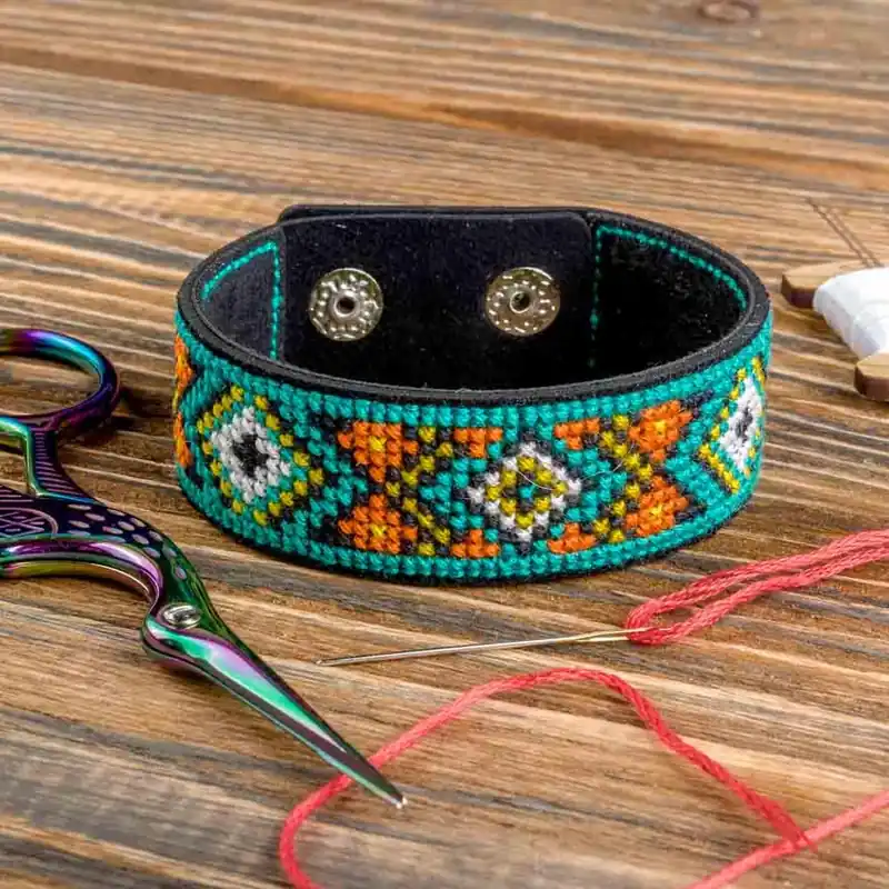 Viral Cross-stitch kit on artificial leather FLHL-027