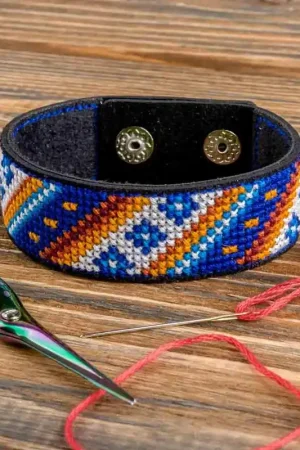 Editor’s Pick Cross-stitch kit on artificial leather FLHL-039