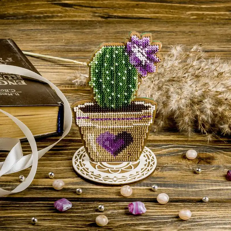 Bead embroidery kit on wood FLK-190 Trending