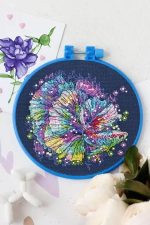Cross-stitch kit Neon glitter AHM-054 Price Cut