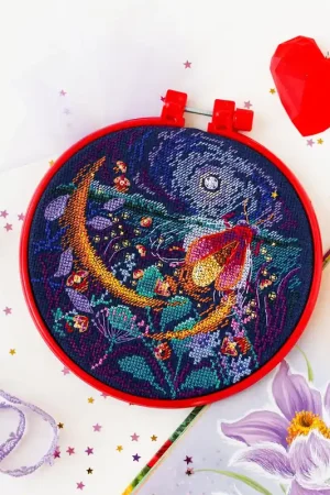 Cross-stitch kit Fireflies AHM-053 Must Have