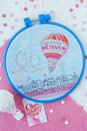 Cross-stitch kit Love is in the air AHM-033 Affordable