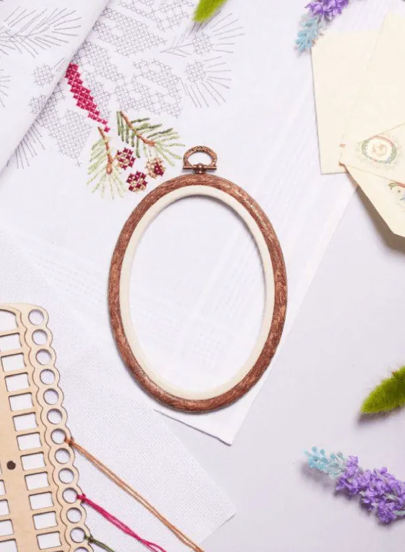 Oval Flexi Hoop Nurge 230-6 Woodgrain In Demand