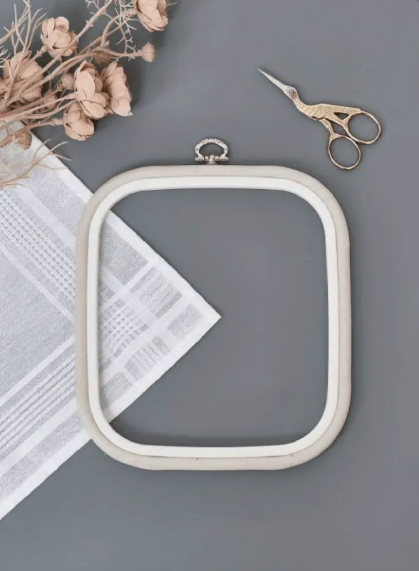 Certified Square Flexi Hoop Nurge 230-12 White