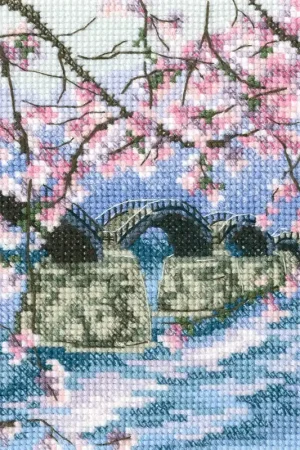 Genuine Cross-stitch Kit "Kintai bridge arching over the Nishiki river" C309