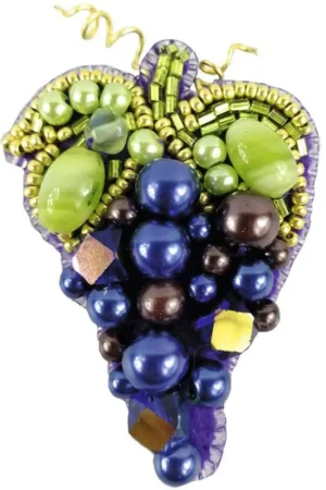 BP-255C Beadwork kit for creating brooch Crystal Art "Grape" Top Pick