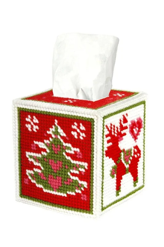 Tissue box cover - needlepoint (halfstitch) kit "Christmas time" 5104 Luxury