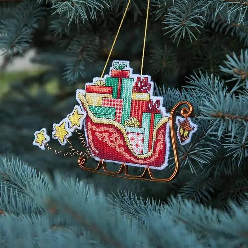 Save Now Christmas tree toy. Plastic Canvas Cross-stitch kit T-01C