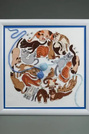 BT-196C Counted cross stitch kit Crystal Art "Game of cats' Cheap