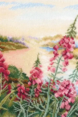 Fast Shipping Where the fireweed blooms M881 Counted Cross Stitch Kit