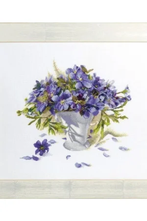 Modern Primroses M488 Counted Cross Stitch Kit