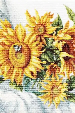 Worldwide Shipping Sunflowers B2264L Counted Cross-Stitch Kit
