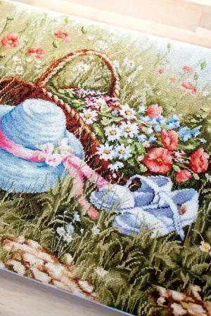 Cheap Meadow with poppies BU4020L Counted Cross-Stitch Kit