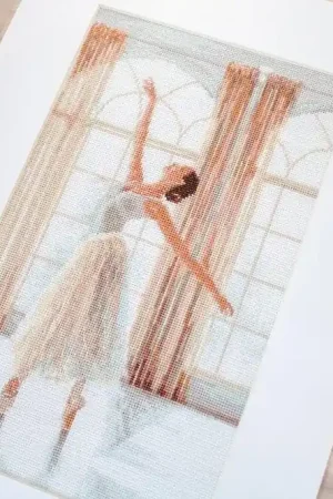 Factory Price Counted Cross Stitch Kit Ballerina Leti906